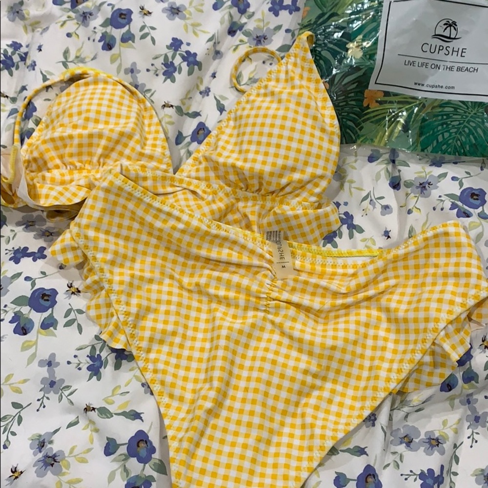 Yellow bikini